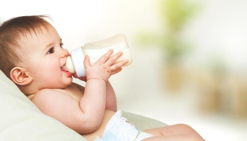 How could remove bad smell of milk bottle?